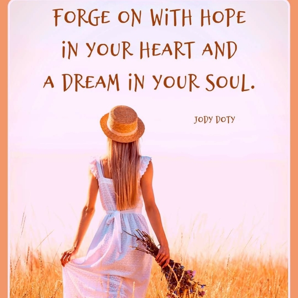 Meet your posher, Alicia - Picture 5 of 12